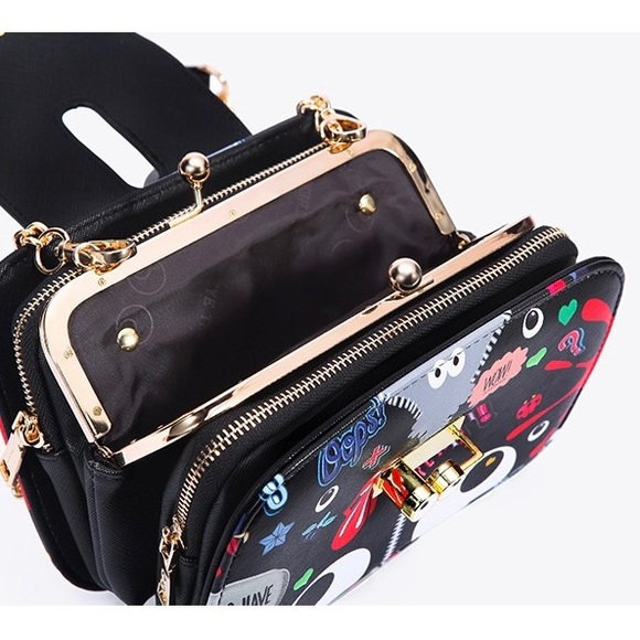 Crossbody Handbag with Clutch pocket - Black - Picture 8 of 15